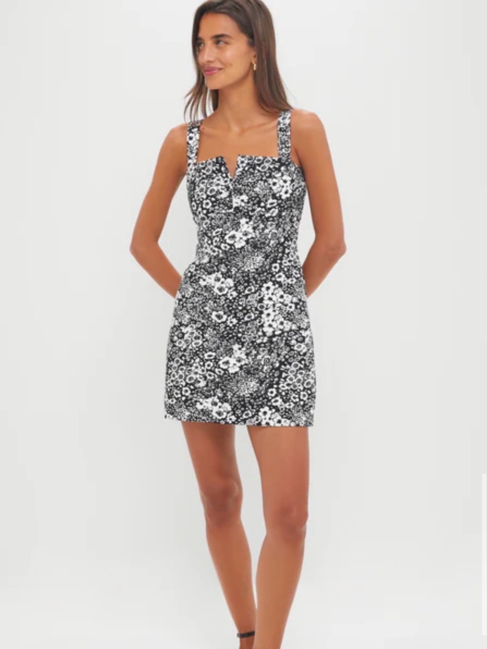 Hyacinth House / Tuckernuck black and white denim dress - Picture 6 of 9